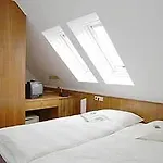 Centro Goya City, Trademark Collection By Wyndham 3*