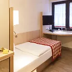 Centro Goya City, Trademark Collection By Wyndham 3* Wolfsburg