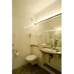 Centro Goya City, Trademark Collection By Wyndham 3* Wolfsburg