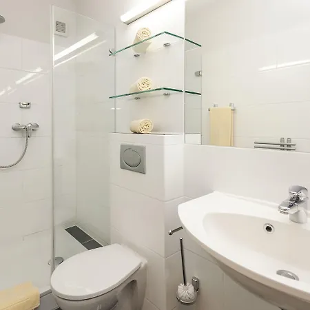 Centro Goya City, Trademark Collection By Wyndham Hotell 3*