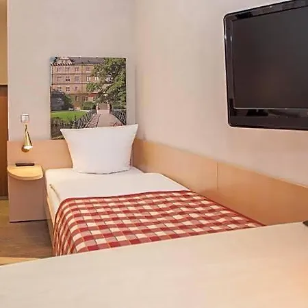 Centro Goya City, Trademark Collection By Wyndham 3* Wolfsburg