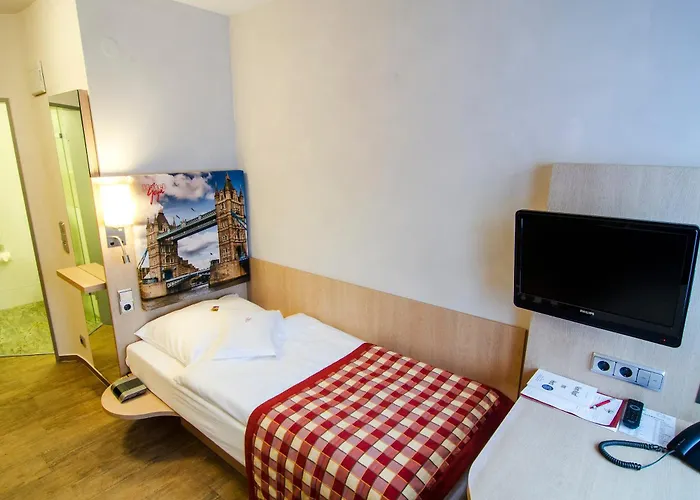 Centro Goya City, Trademark Collection By Wyndham Wolfsburg